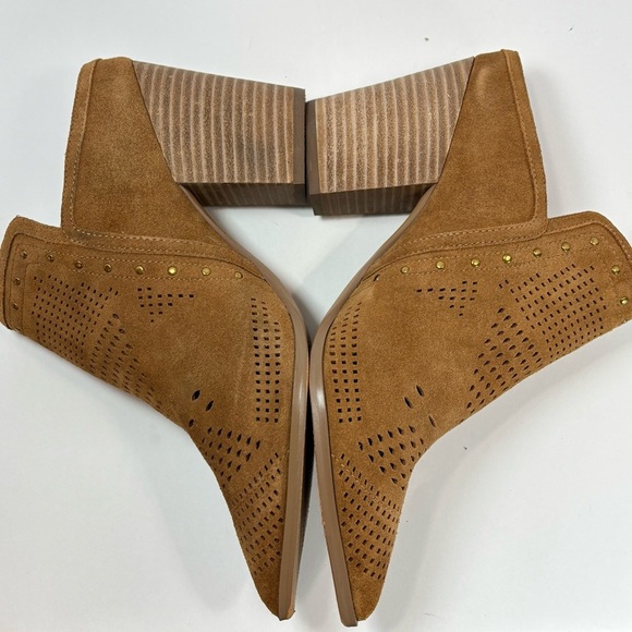 Gibson Latimer Women’s Tan Mules Block Heels Close Toe Shoes Suede Leather 10 M - Picture 7 of 10